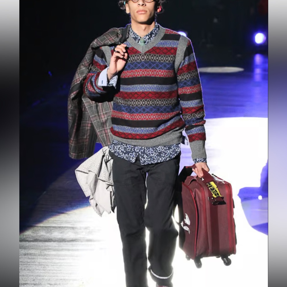 White Mountaineering AW 2012-2013 Award Tour V-Neck Blue Sweater Size 0 Small - Picture 14 of 14